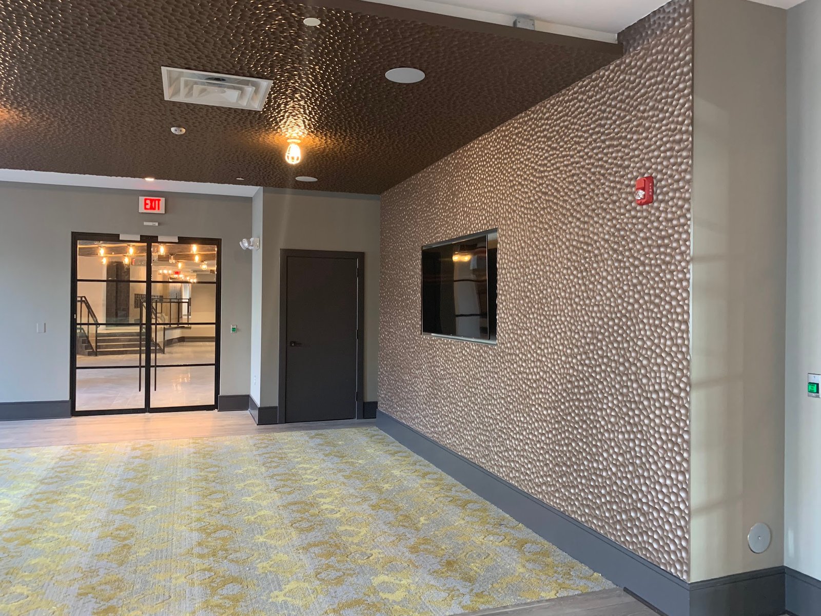 Industrial epoxy flooring and structural finish